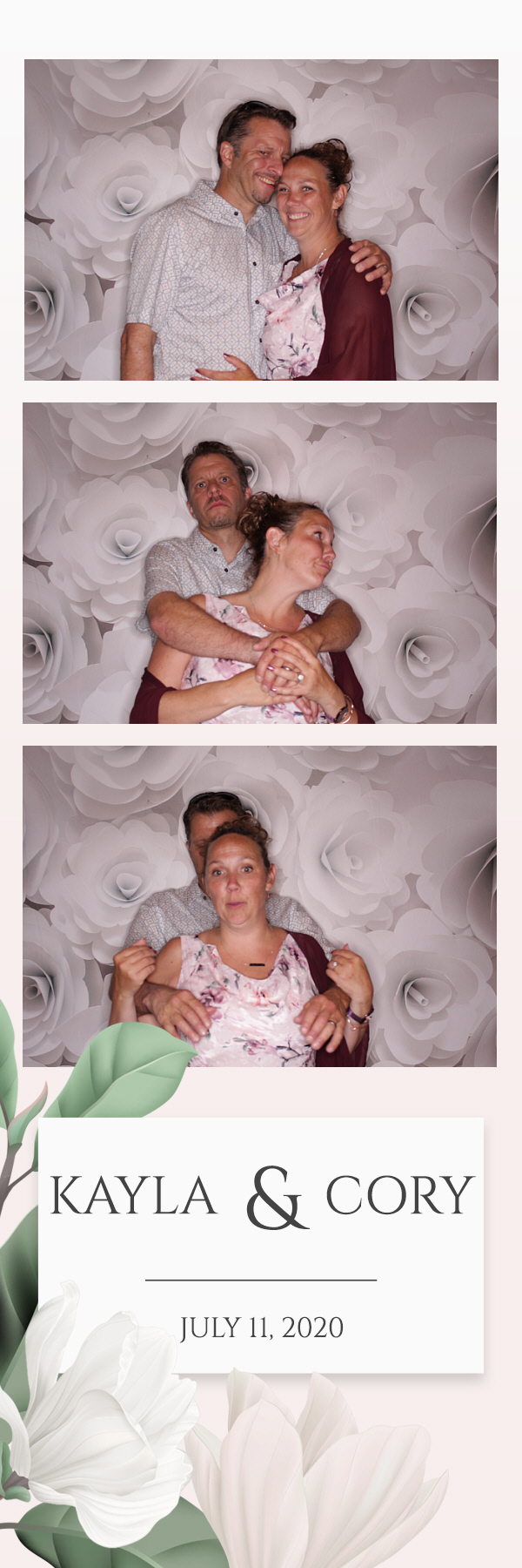 Kayla and Cory Wedding | View more photos from the event at gallery.photoboothbillings.com/u/PhotoBoothBillings/Kayla-and-Cory-Wedding